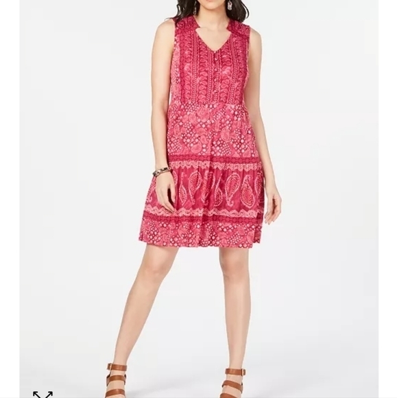 Style & Co. Dresses & Skirts - Style & Co‎ Sleeveless Dress Small Fuchsia Pink Paisley NEW Lined V-Neck